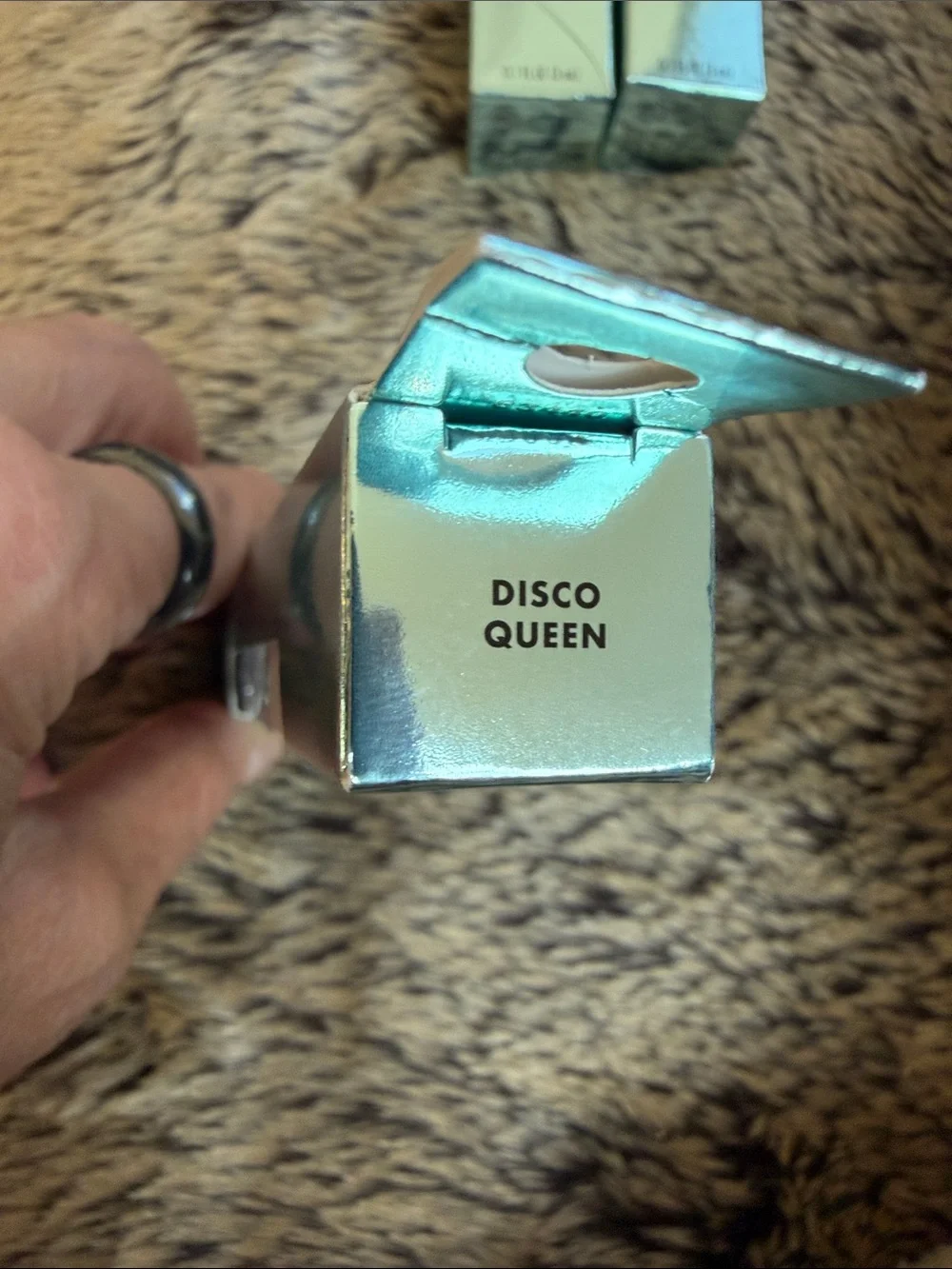 ELF Liquid Glitter eyeshadow topper in DISCO NIB - Picture 7 of 7